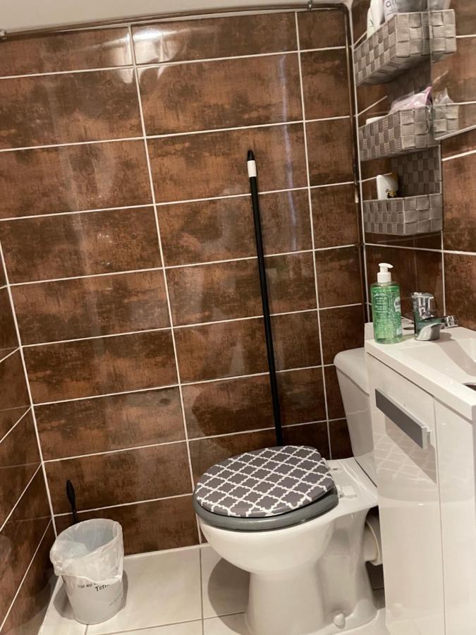 Studio Privee Vesoul -Wifi,Tv,Clim,Parking Gratuit Exterior foto