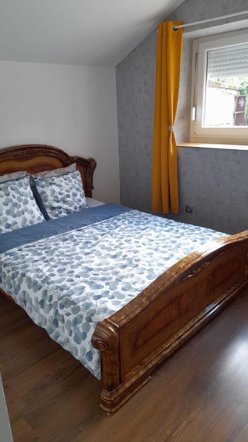 Studio Privee Vesoul -Wifi,Tv,Clim,Parking Gratuit Exterior foto
